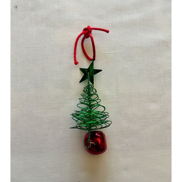 Handcrafted Spiral Wire Christmas Tree Ornament Red Green Metal Star Bell - Picture 3 of 3